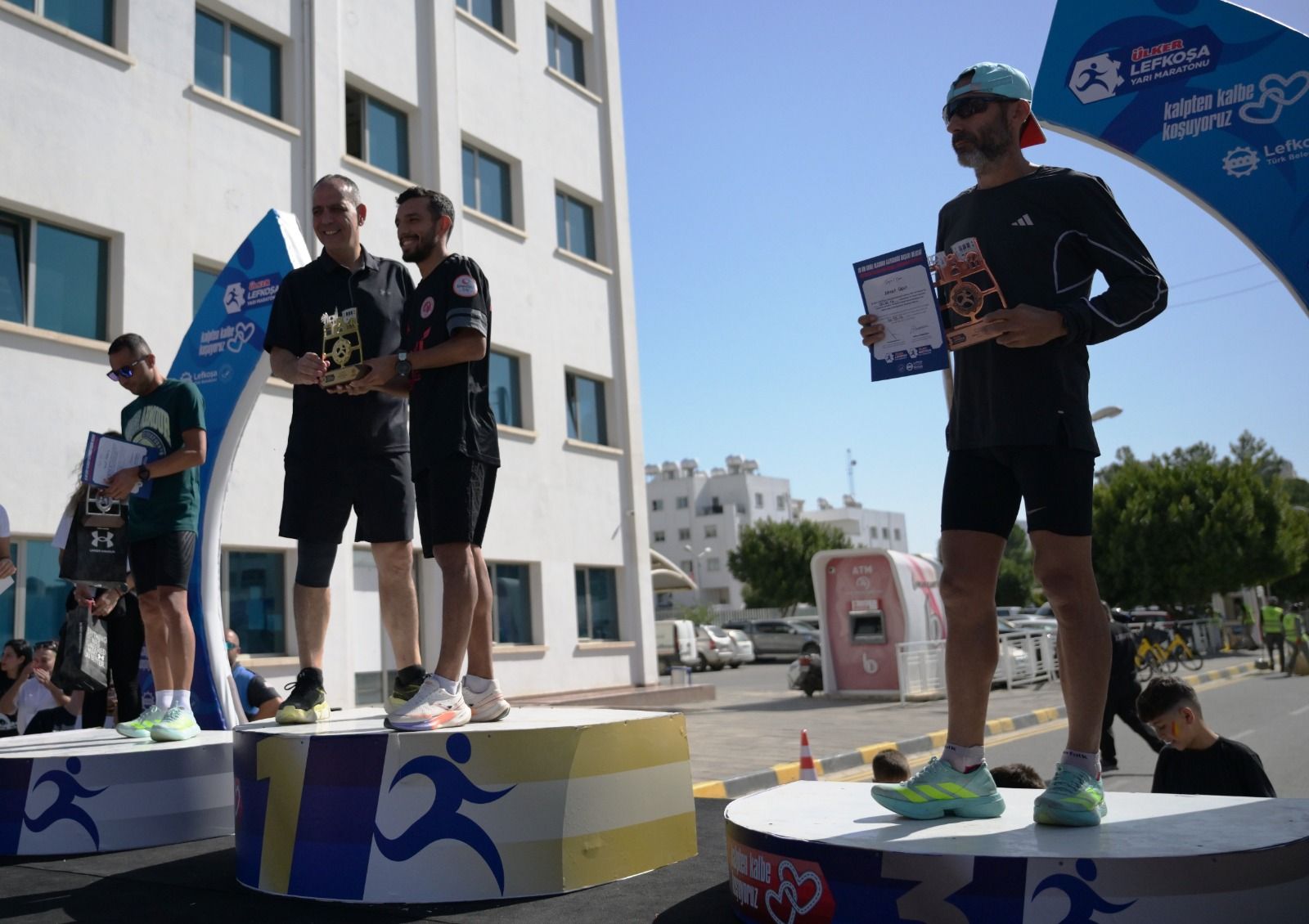 1792930408198Lefkoşa Maratonu Ödül Töreni̇ (8)