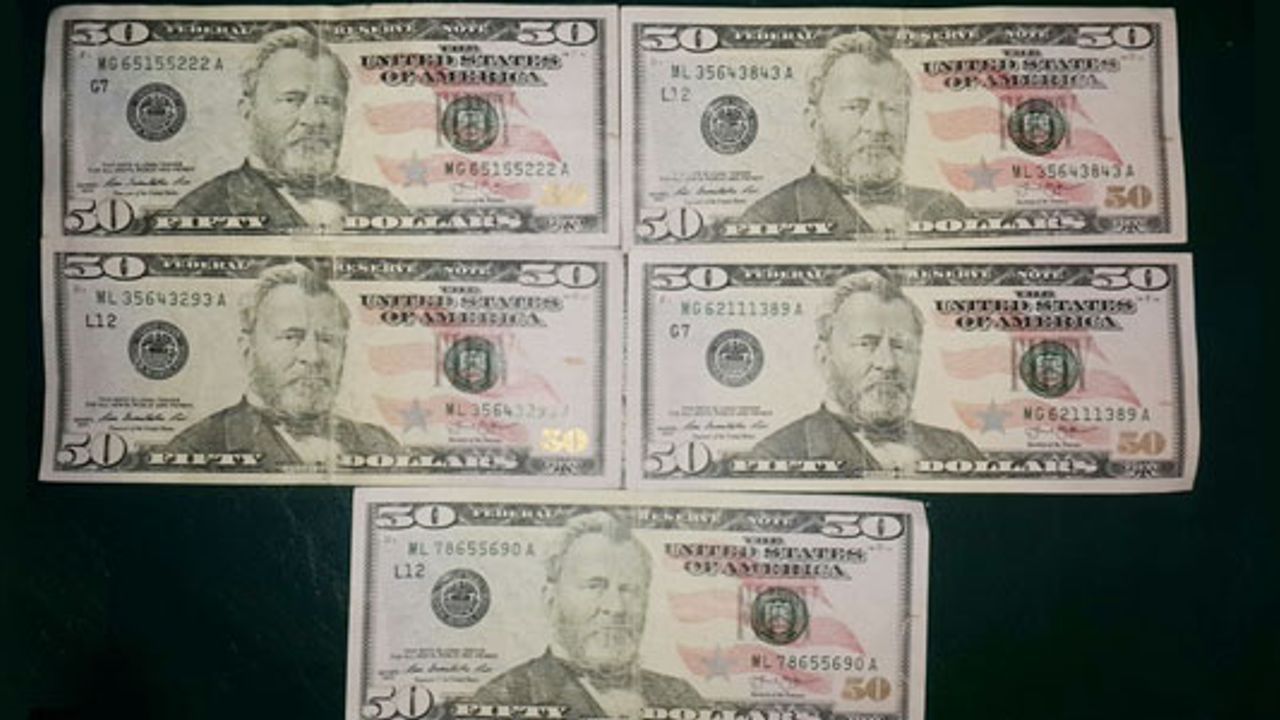 Polisten Sahte Dolar Uyarısı