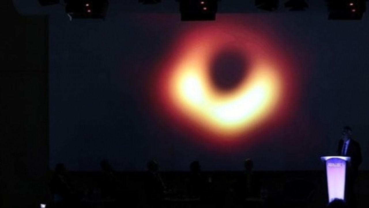 Kara Deliklerin Bir Gizemi Daha Çözüldü