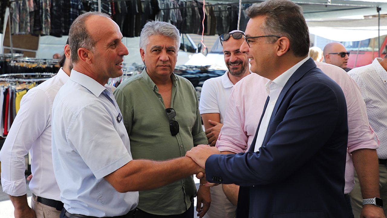 CTP heyeti Girne'de çarşamba pazarını ziyaret etti