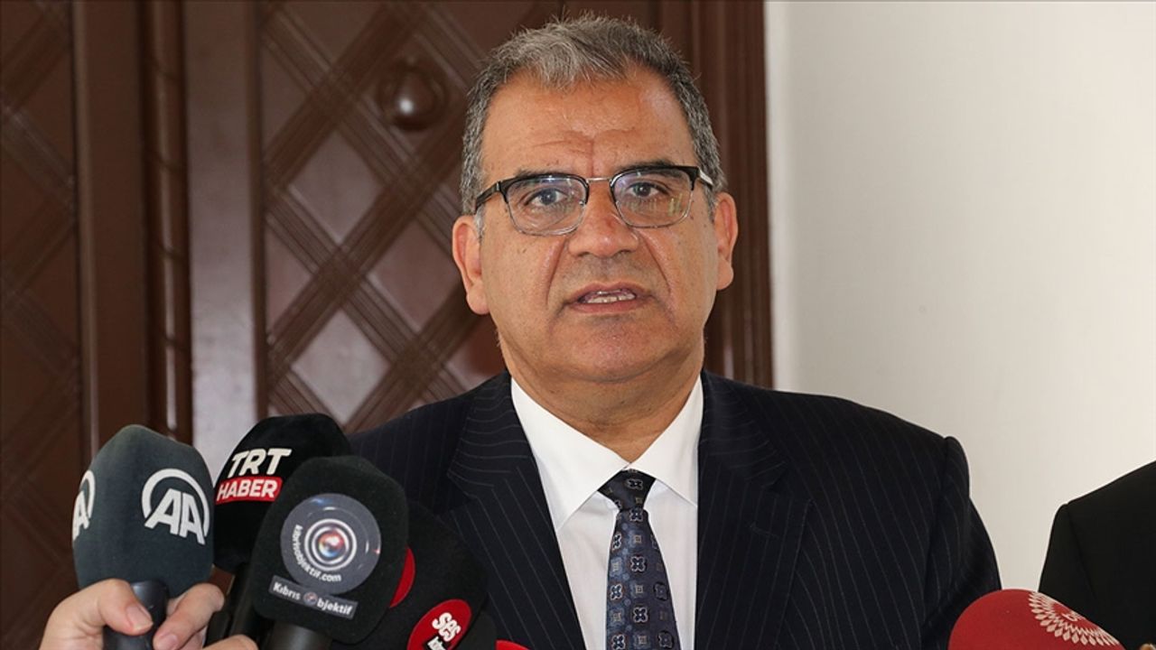 UBP Genel Başkanı Sucuoğlu istifa etti