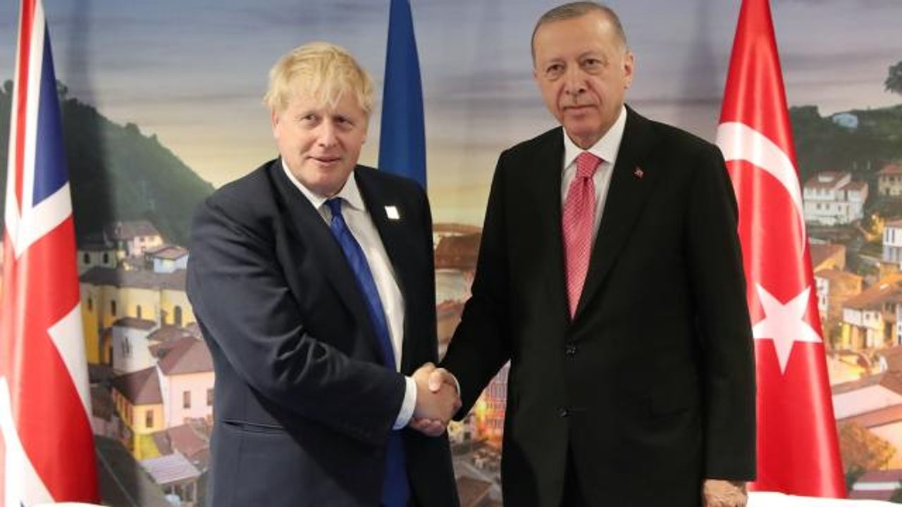 İngiltere Başbakanı Johnson'dan Erdoğan'a tebrik