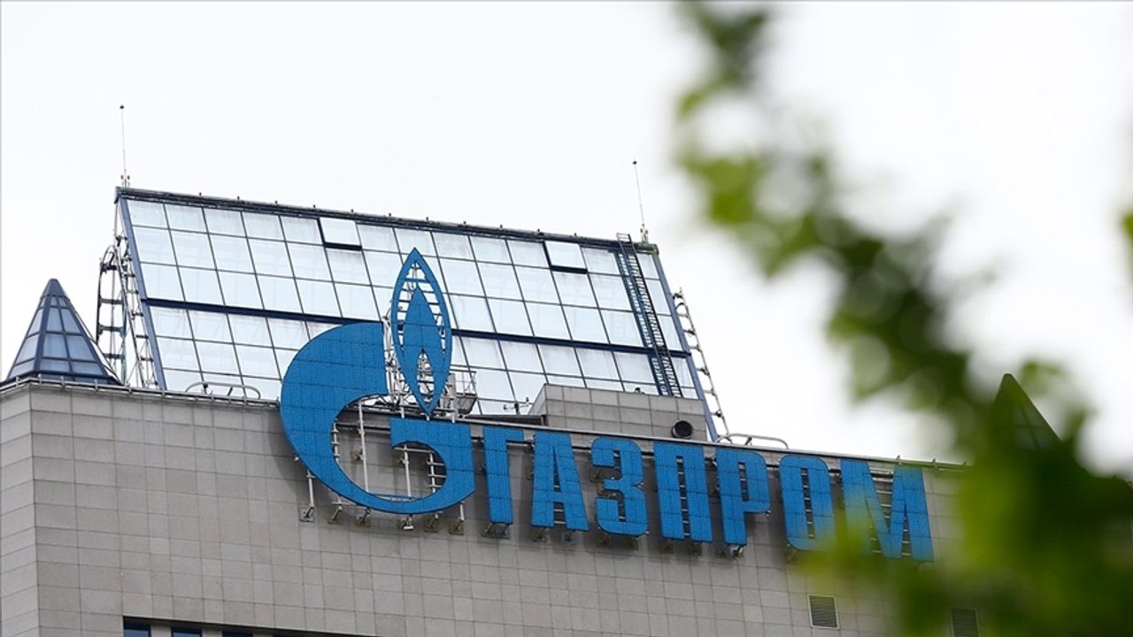 Gazprom, Azerbaycan'a gaz sevkiyatının başladığını bildirdi