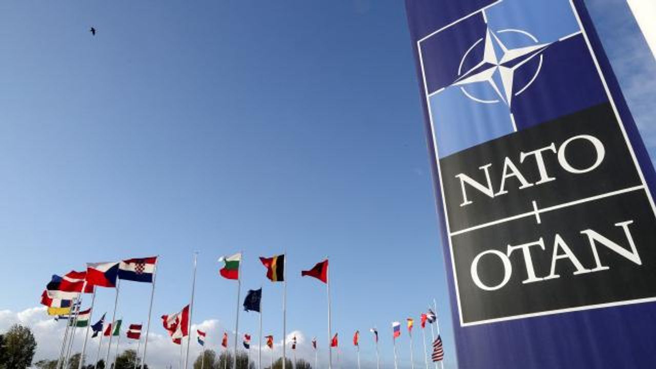 NATO dışişleri bakanları Çin'i görüşecek