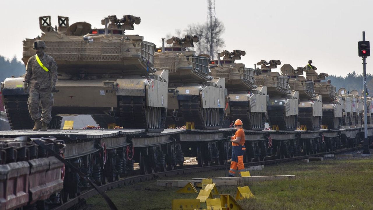 Biden: Ukrayna'ya 31 adet M1 Abrams tankı temin edeceğiz