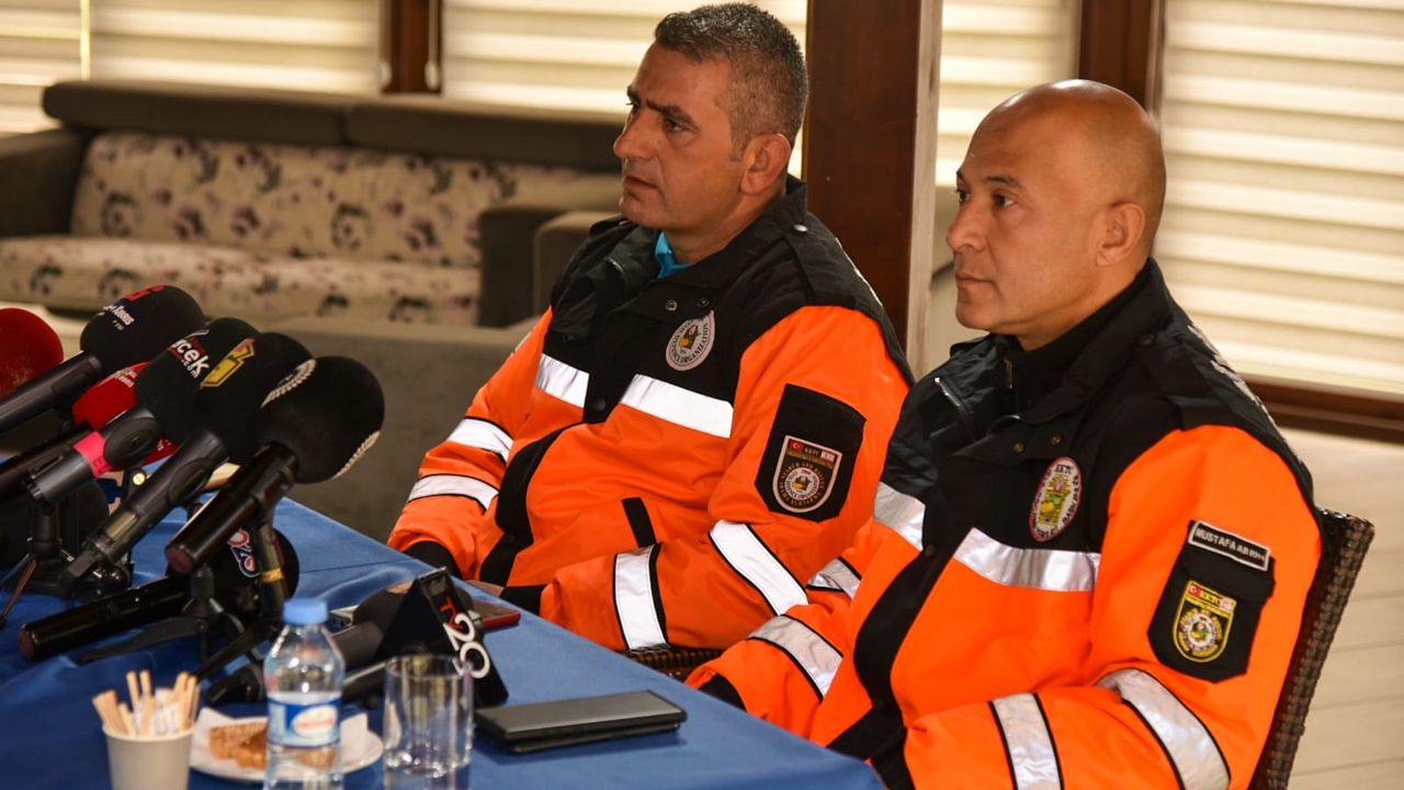 Sivil Savunma yetkilileri basın toplantısı düzenledi: “Ülke olarak deprem konusunda hazırlık yapmak zorundayız”