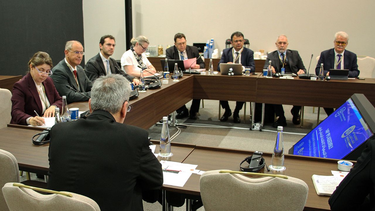 Meclis heyeti Bahreyn’de Güney Kıbrıs vekilleri ile toplantıda bir araya geldi