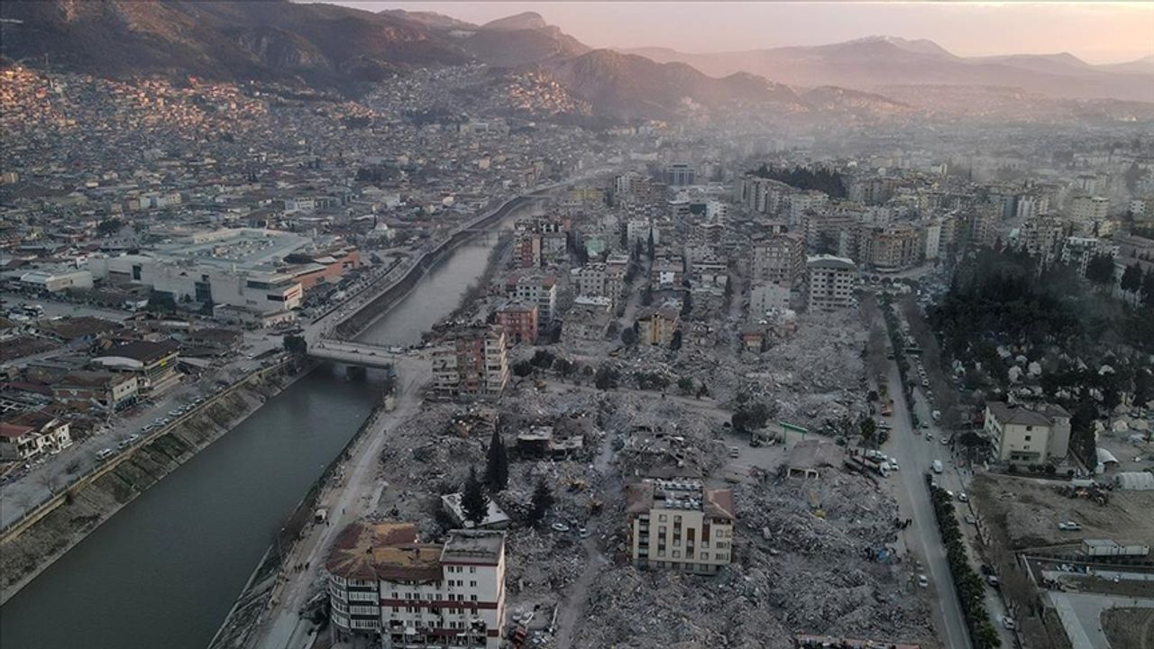 Türkiye ve çevresi son 123 yılda 6 ve üzeri büyüklüğündeki 231 depremle sarsıldı
