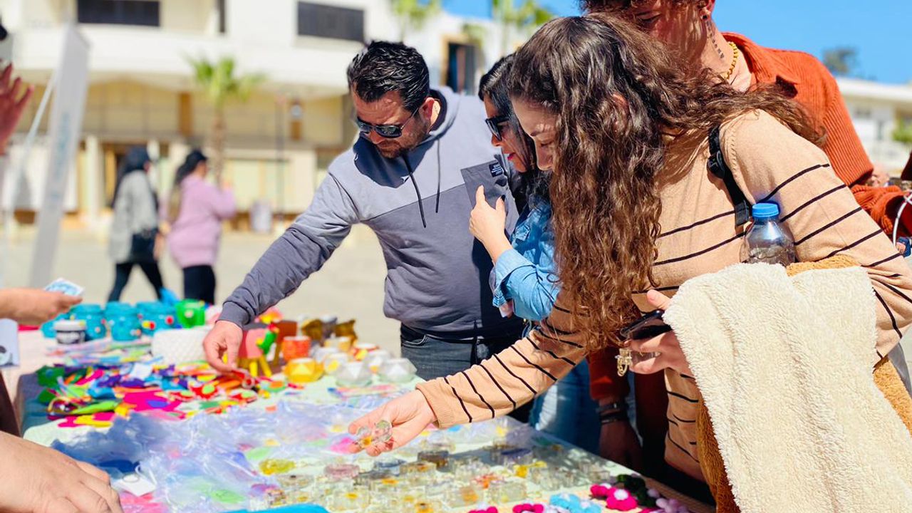 Uluslararası Maarif Okulları Suna Ata-Atun Okulu, Kıbrıs Türk Şampiyon Melekler Köyü için yardım etkinliği düzenledi