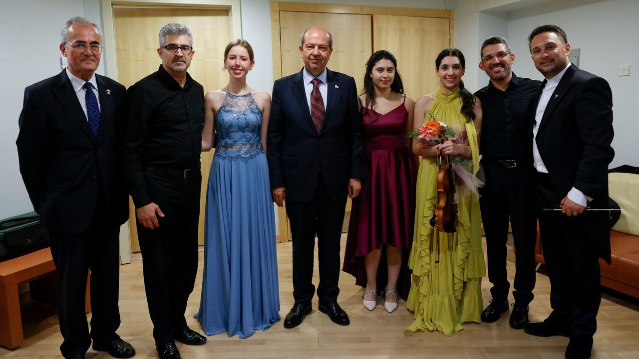 Tatar, Cumhurbaşkanlığı Senfoni Orkestrası’nın Gençlik Konseri’ni izledi