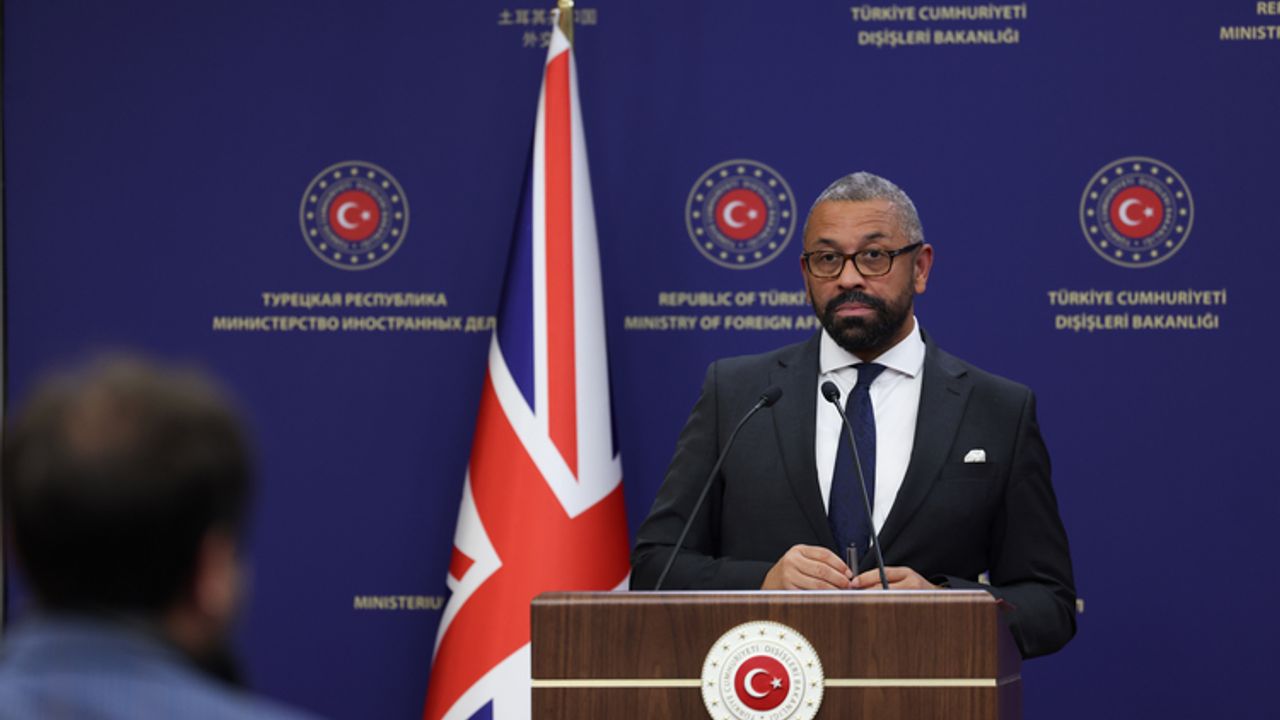 İngiltere Dışişleri Bakanı Cleverly: "(Türkiye ile) Çalışmalarımızı yakınlaştırmak ve bu şekilde devam etmek istiyoruz"