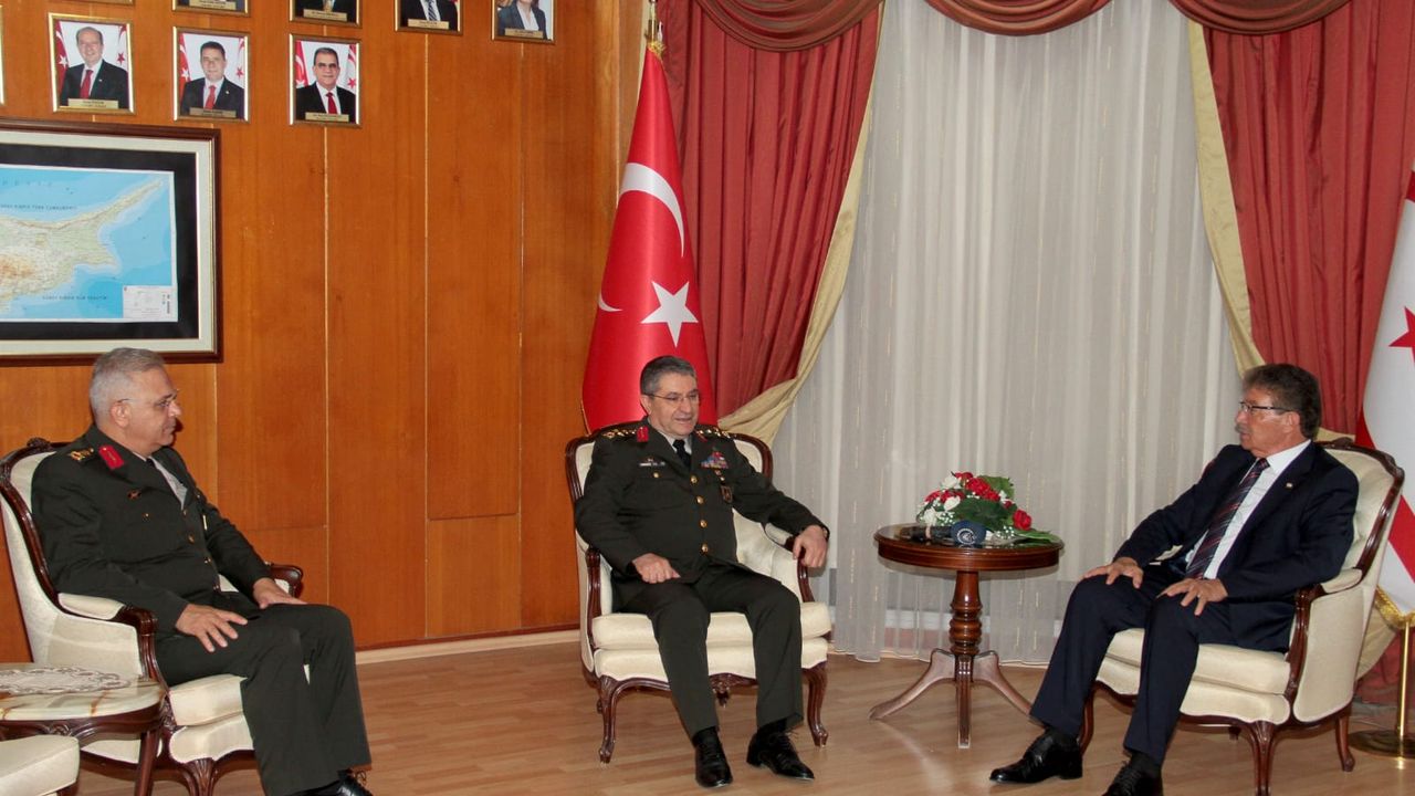 Başbakan Üstel, Türkiye Cumhurıyeti Kara Kuvvetleri Komutanı Orgeneral Bayraktaroğlu’nu kabul etti