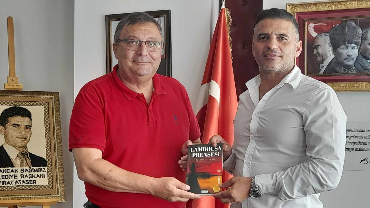 "Lambousa Prensesi", kitabı Lapta-Alsancak-Çamlıbel Belediye Başkanı Ataser'e takdim edildi