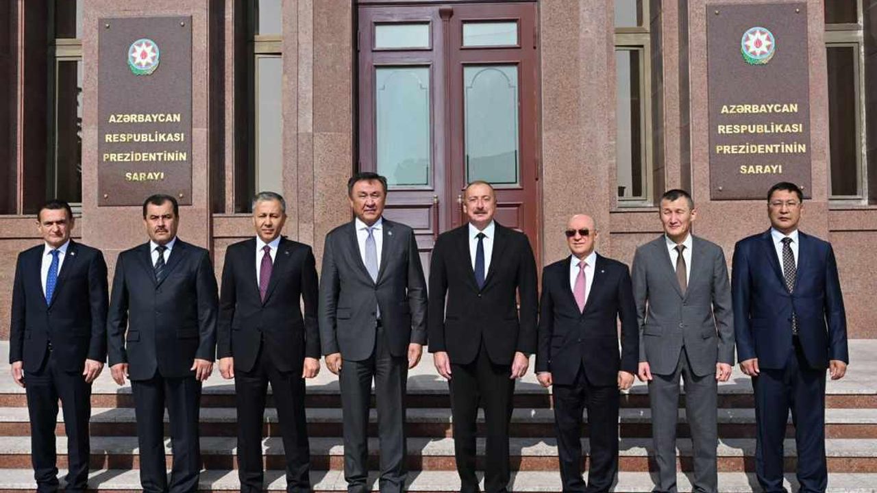 Dursun Oğuz’un da yer aldığı TDT bakanları Azerbaycan Cumhurbaşkanı Aliev tarafından kabul edildi
