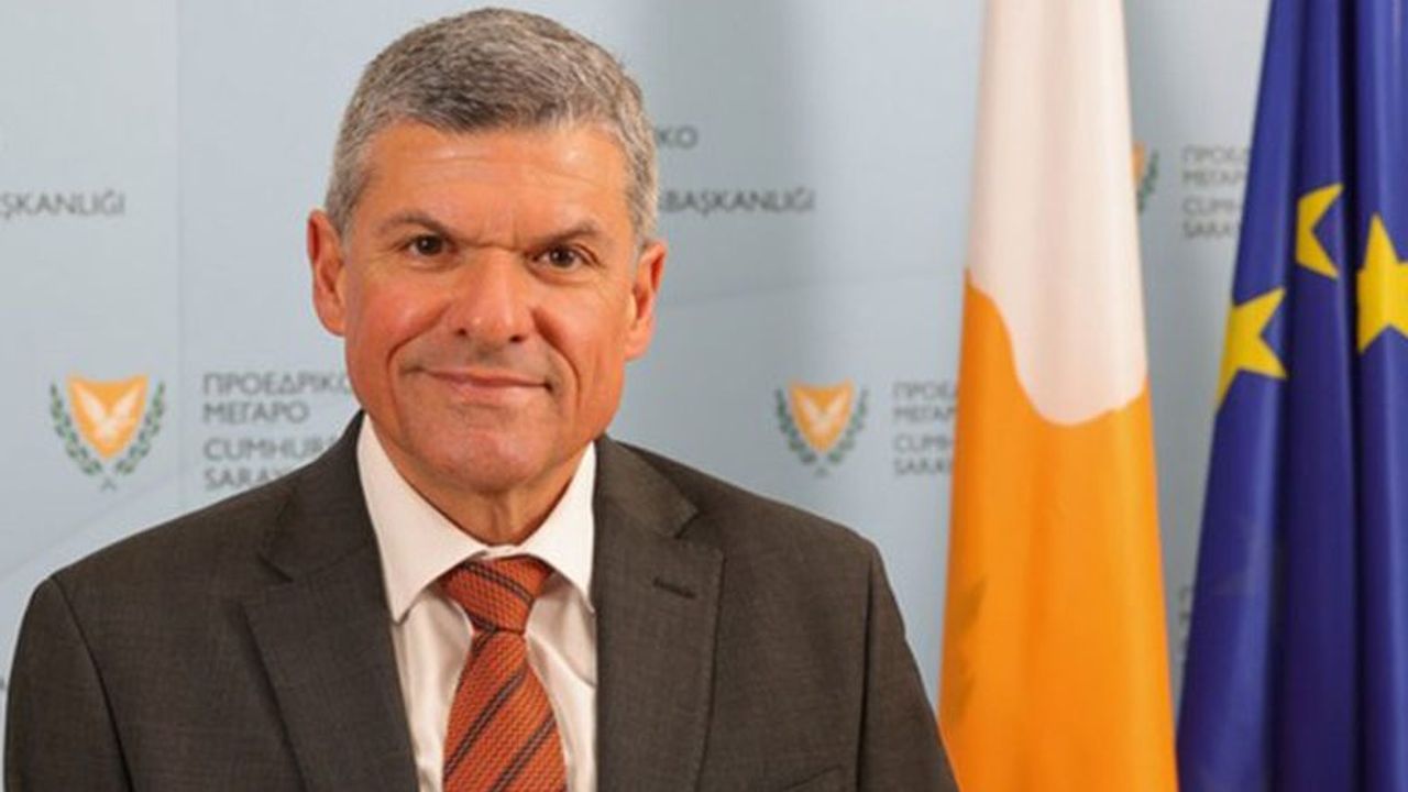 Rum Enerji Bakanı Papanastasiu: “Bölgenin enerji kavşağı olamayız”