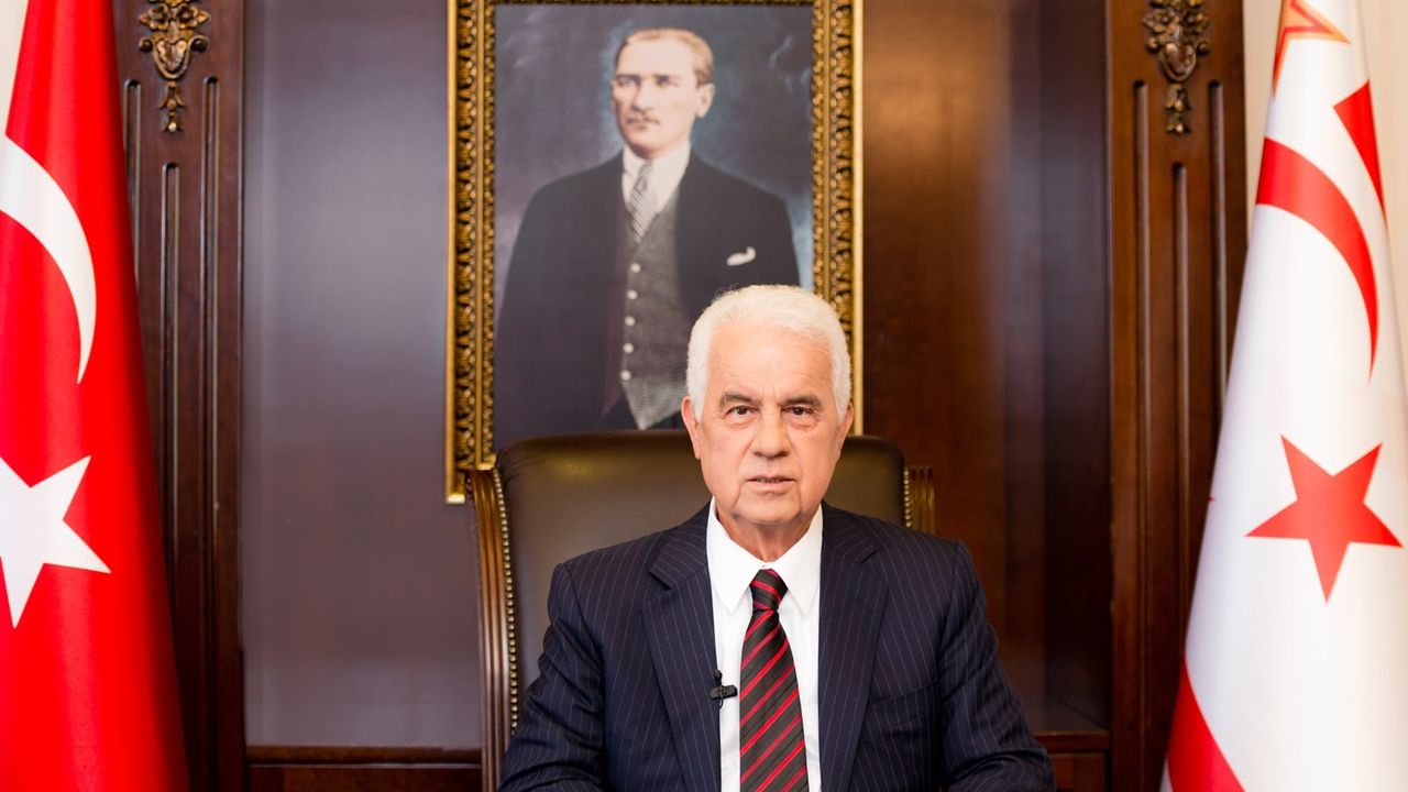 Üçüncü Cumhurbaşkanı Derviş Eroğlu’ndan Kurucu Cumhurbaşkanı Rauf Denktaş’ın 12’nci ölüm yıldönümü mesajı…