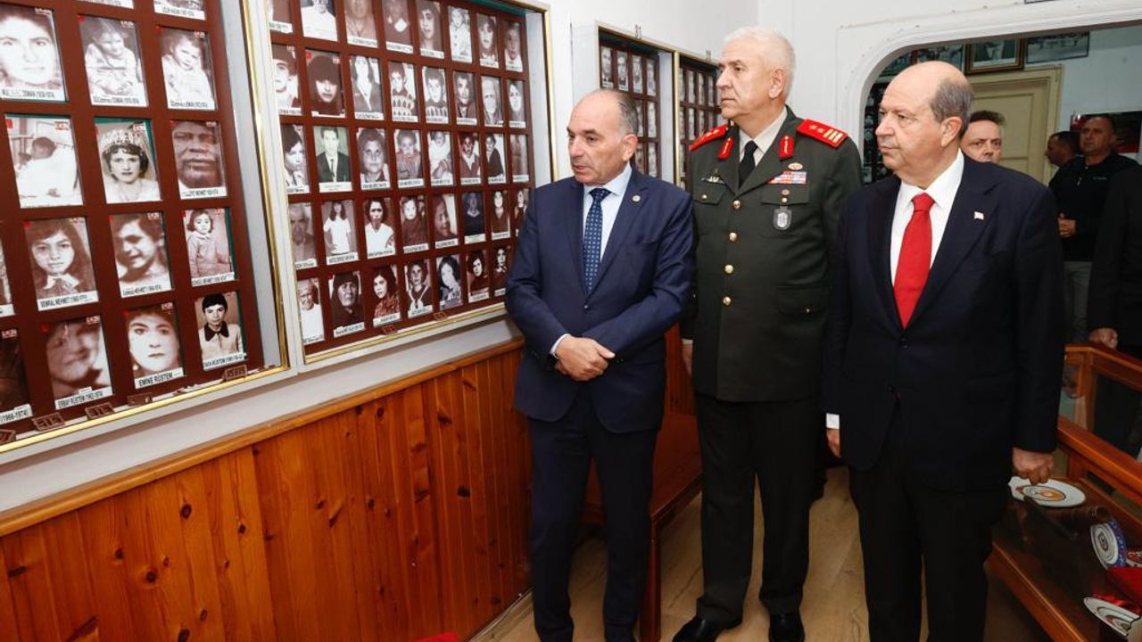 Cumhurbaşkanı Tatar, Şehit Aileleri ve Malül Gaziler Derneği’ni ziyaret etti
