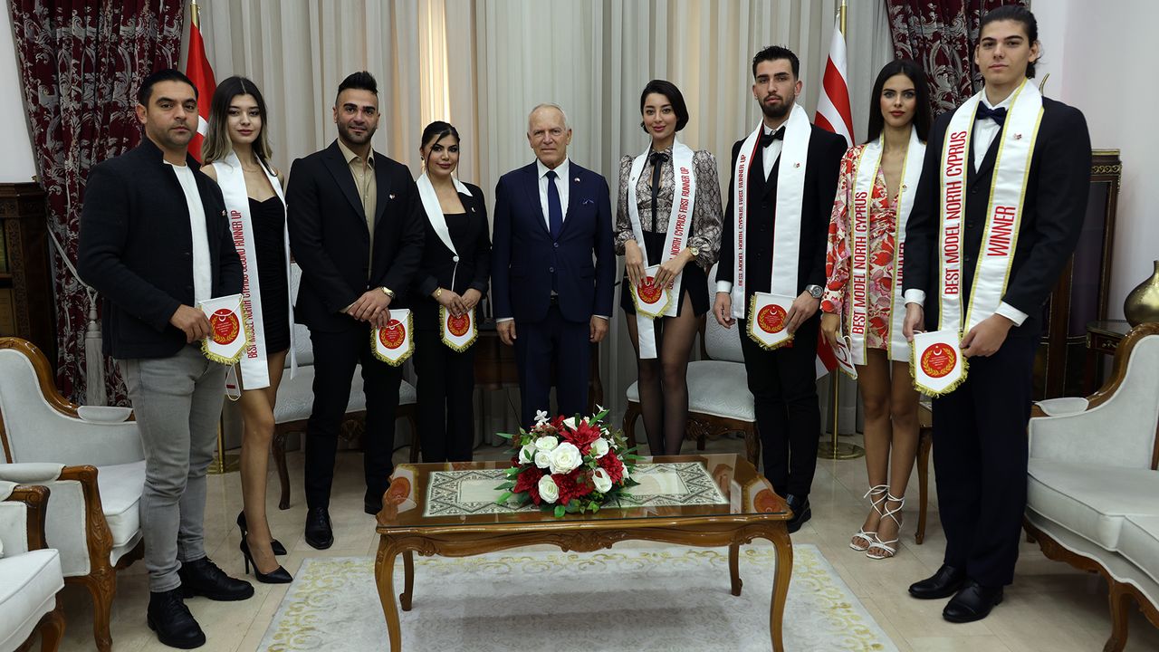 Meclis Başkanı Töre, Best Model North Cyprus finalistlerini kabul etti