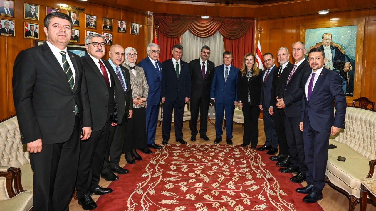 Başbakan Üstel, Türkiye - KKTC Parlamentolar Arası Dostluk Grubu’nu kabul etti