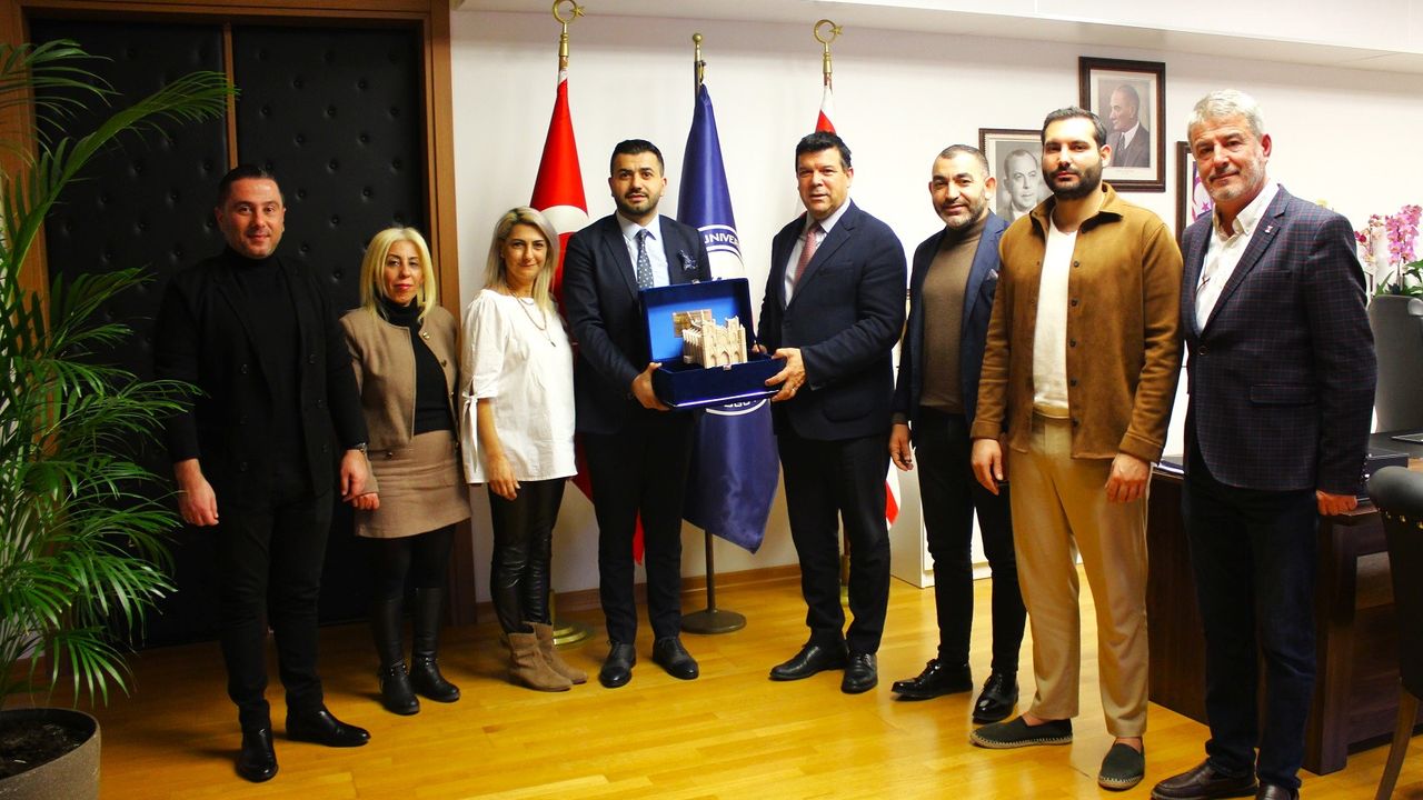 Kıbrıs Türk Öğrenci Yurtları Birliği, DAÜ Rektörü Prof. Dr. Hasan Kılıç’ı ziyaret etti