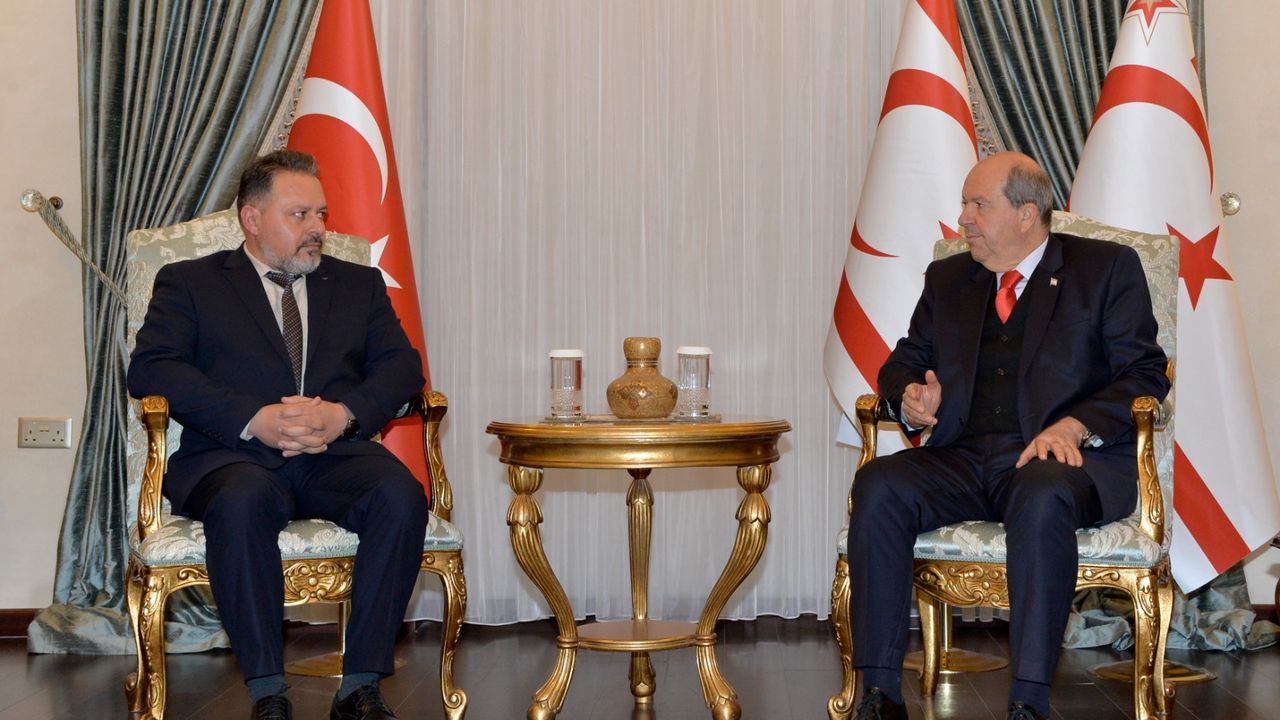 Cumhurbaşkanı Tatar, Kıbrıs Türk Kıyı Emniyeti ve Gemi Kurtarma Genel Müdürü Salel’i kabul etti