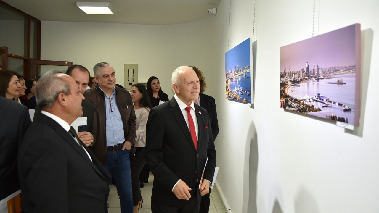 "Yüreğimdeki Azerbaycan” sergisi, Meclis Başkanı Töre tarafından açıldı