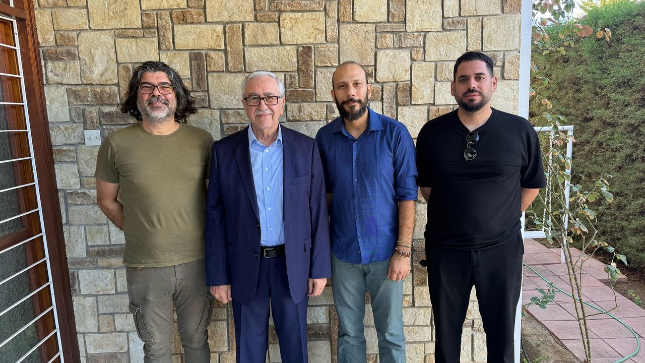 Bağımsızlık Yolu, Dördüncü Cumhurbaşkanı Akıncı’yı ziyaret etti