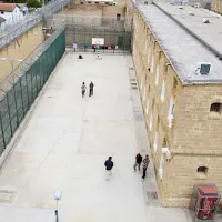 Güney