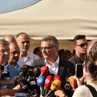 Güney