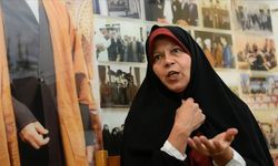 İran'da eski Cumhurbaşkanı Rafsancani'nin kızı "göstericileri kışkırttığı" iddiasıyla gözaltına alındı