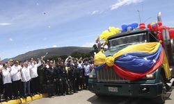 Venezuela-Kolombiya kara sınırı 7 yılın ardından araç trafiğine açıldı