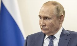 Putin, tavan fiyat uygulanırsa Rus enerji kaynaklarının sevkiyatını durduracaklarını söyledi