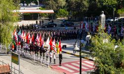 Türkiye Cumhuriyeti’nin 99. kuruluş yıl dönümü.. Lefkoşa Atatürk Anıtı önünde tören