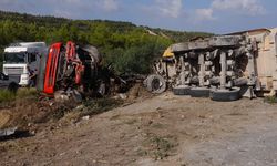 Girne-Değirmenlik anayolunda katran yüklü kamyon devrildi.. 3 yaralı