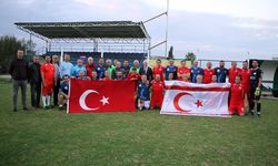 Meclis Futbol Takımı ile Antalya Master Takımı Dostluk Maçı yaptı