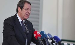 Anastasiadis: “Bağımsızlık için mücadele etmekten vazgeçmeyeceğiz”