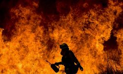 Gazimağusa'da bir evde çıkan yangında dumandan etkilenen çocuk yoğun bakımda