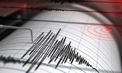 Malatya'da 5,6 büyüklüğünde deprem: Bazı hasarlı binalar yıkıldı