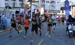 Girne yarı maratonu yaklaşık üç bin kişinin katılımıyla yapıldı