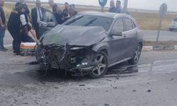 Güvercinlik kavşağında trafik kazası.. 1 yaralı