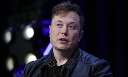 Elon Musk'tan yeni yapay zeka şirketi