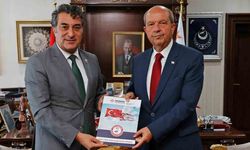 Cumhurbaşkanı Tatar, Başkent Üniversitesi Kıbrıs Türk Tarihi Araştırma Merkezi Kurucu Müdürü Balyemez’i kabul etti