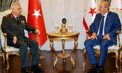 Cumhurbaşkanı Ersin Tatar, KTBK Komutanı Sebahattin Kılınç’ı kabul etti