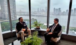 Ertuğruloğlu, Pakistan Dışişleri Bakanı Jilani ile görüştü