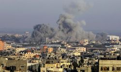 Gazze hükümeti: "Gazze'ye 18 bin ton bomba atıldı, bu Hiroşima'ya atılanın bir buçuk katı"