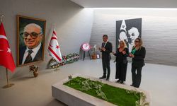 CHP Genel Başkanı Özel, Denktaş ile Küçük'ün kabirlerini ziyaret etti