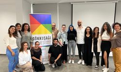 Gökkuşağı Projesi kapsamında “LGBTİ+ Kapsayıcı Eğitim Mümkün” adlı yuvarlak masa toplantısı yapıldı