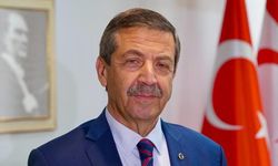Ertuğruloğlu, Güney’de akredite Fransa Büyükelçisinin demecini eleştirdi: "Yetkisini aşan saygısızca ifadeler""