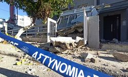 Limasol’da bir apartmanın balkonları yıkıldı