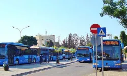 Güney Kıbrıs’ta “otobüs krizi” nedeniyle yaklaşık 6 bin öğrenci okula gidemedi